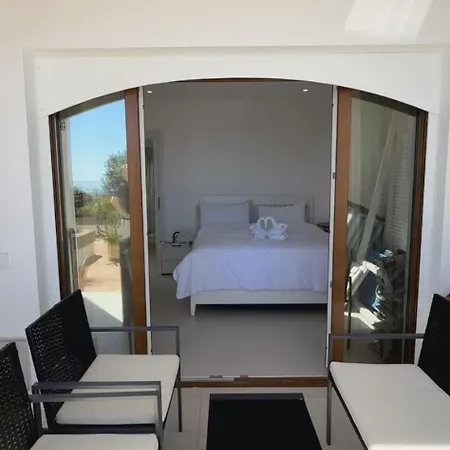 Apartment Modern 2 Bedroom Front - La Duquesa Manilva