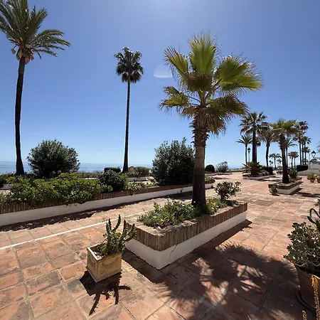 Modern 2 Bedroom Front - La Duquesa