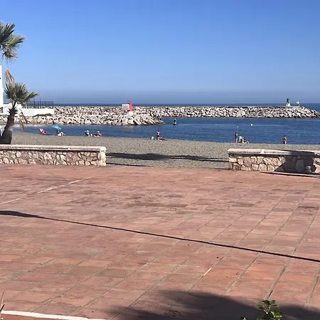 Modern 2 Bedroom Front - La Duquesa