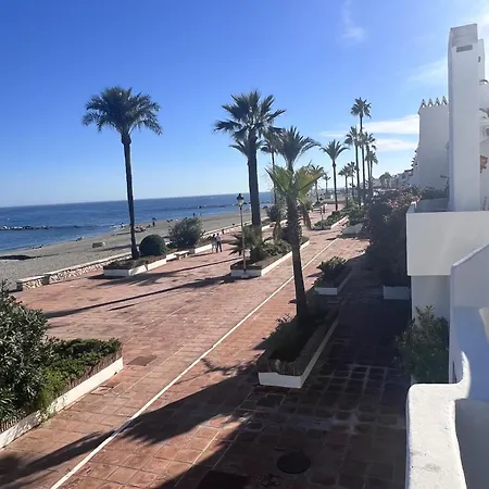 Modern 2 Bedroom Front - La Duquesa *